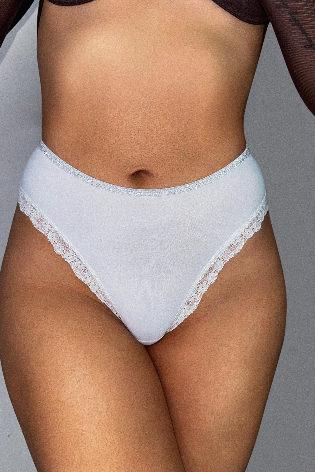 Maya Brief - White-Fascinating_Nights