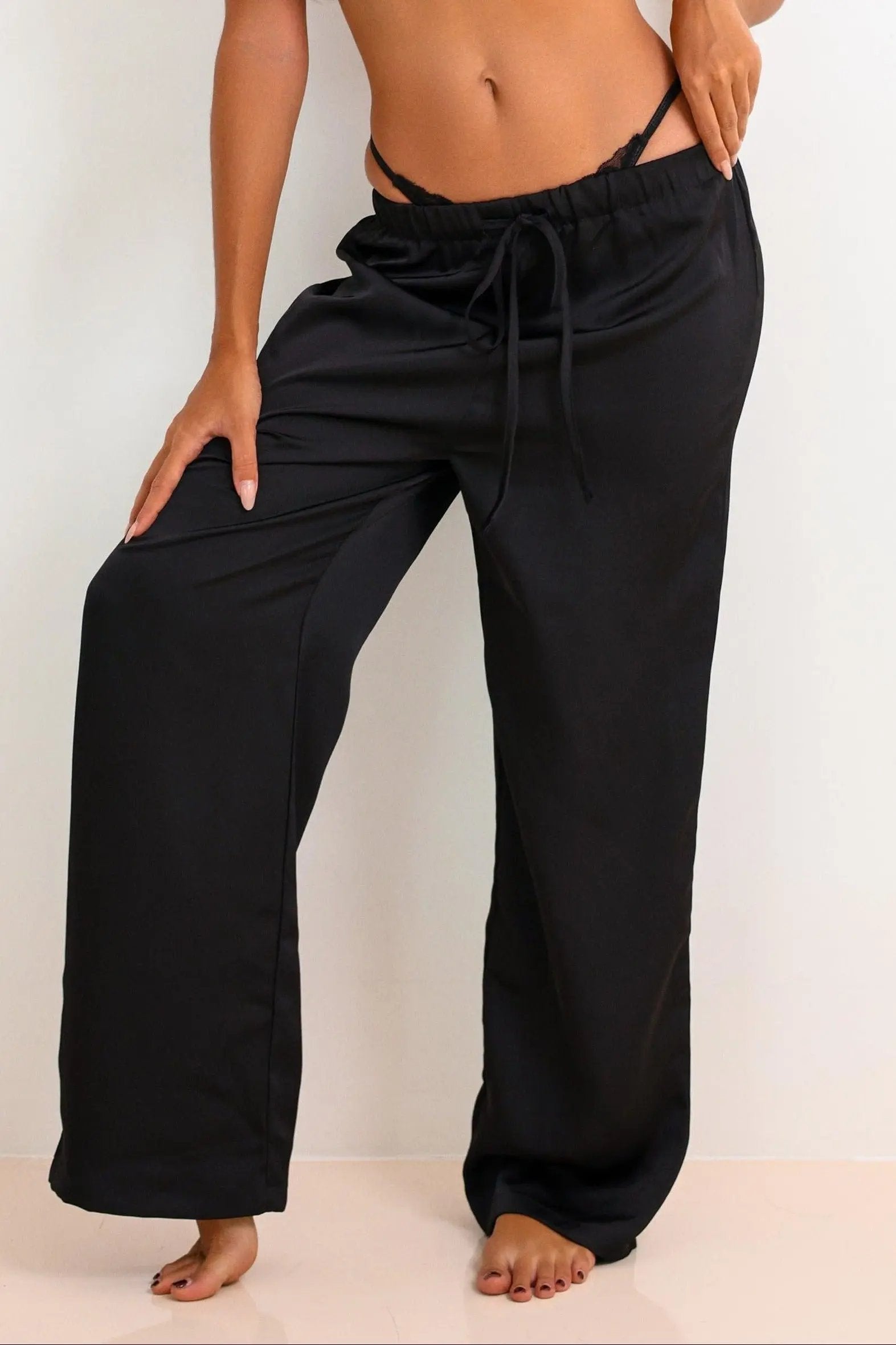 Nyla Satin Pants - Black